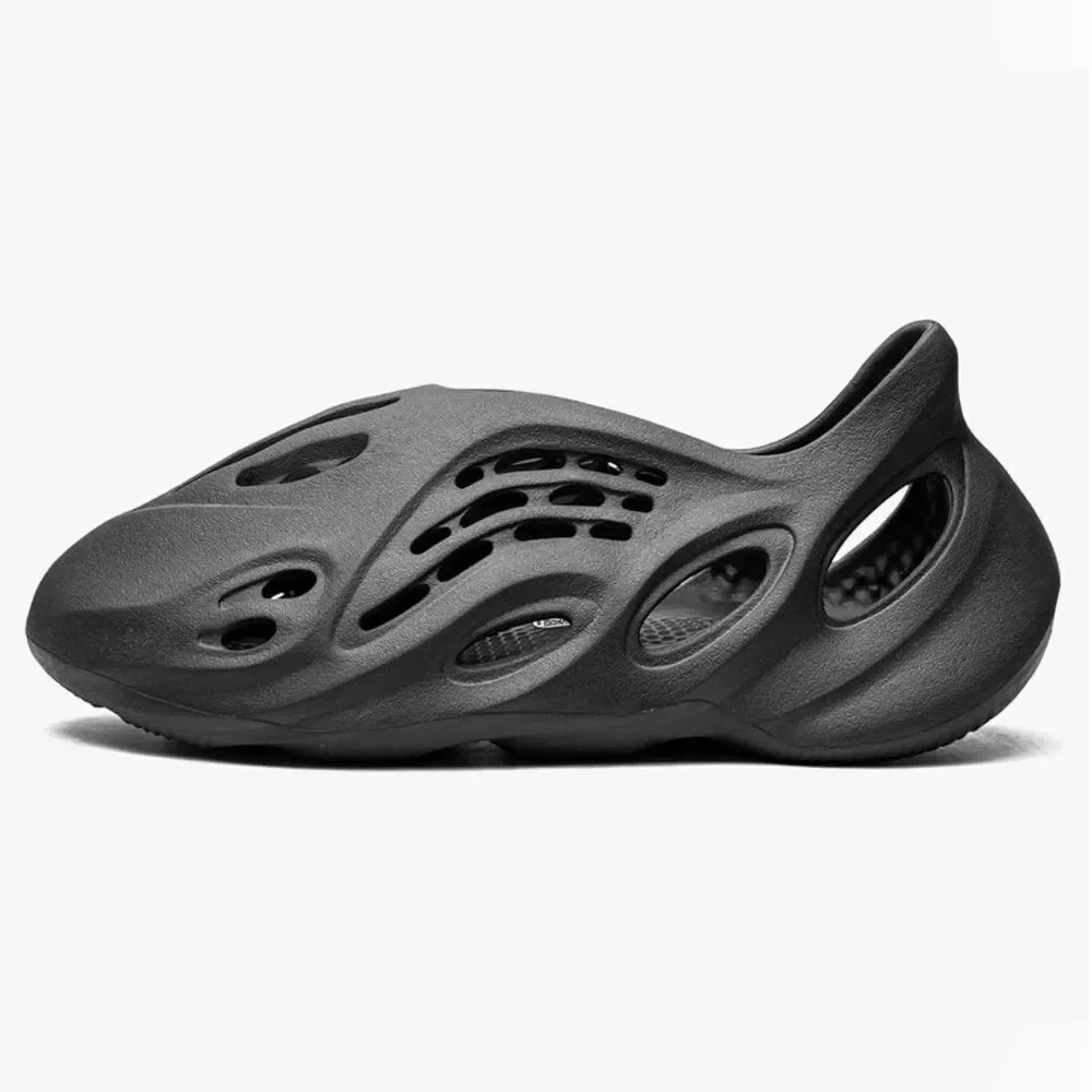 adidas Yeezy Foam RNR Carbon 13 NWT‎ IN BOX